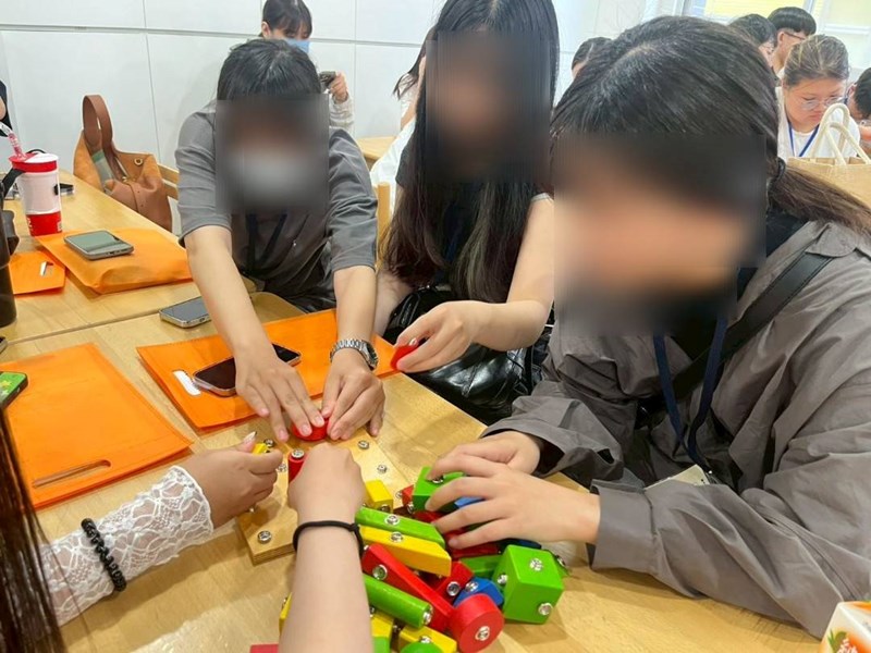 全人全職涯服務提供青年動手體驗的機會