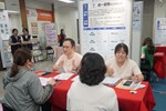 徵才廠商現場設攤面試